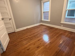 77 4th St #1, New Haven, CT 06519