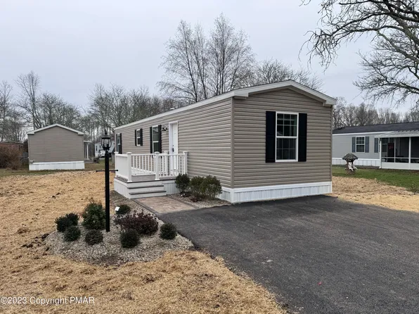 247 Lower Pmhe North Dr, East Stroudsburg, PA 18302