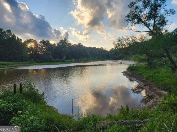 120 Bridgemill Dr, Hampton, GA 30228