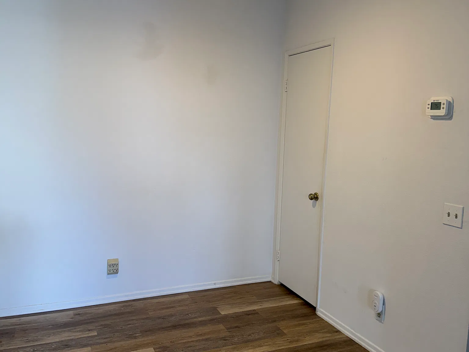 1 bed, 690 sqft, $2,300 — Photo 2