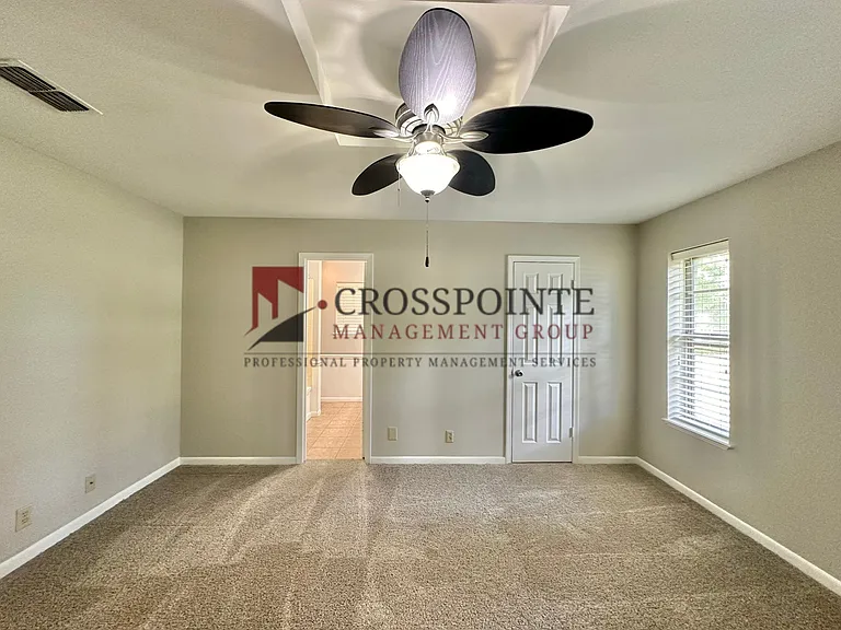 2448 Holly Ln — Photo 23