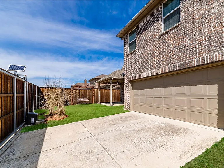 765 Philmont Rd — Photo 36
