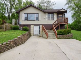 W1369 Oakwood Rd, Genoa City, WI 53128