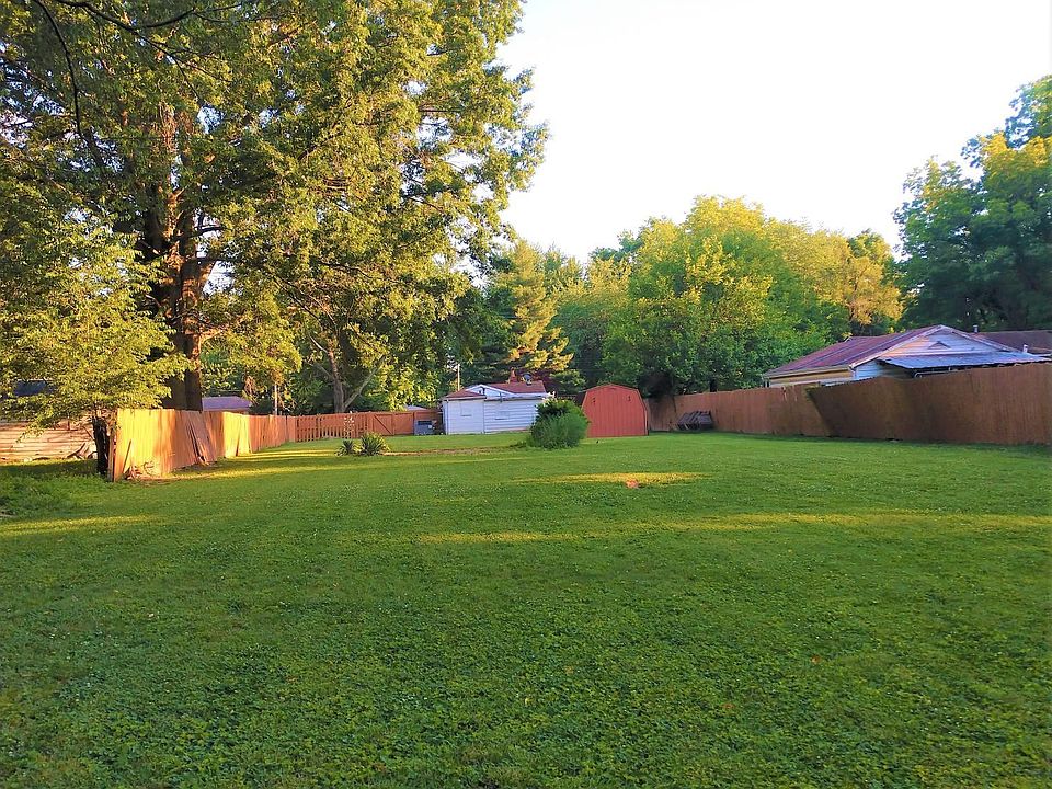 2nd image of 4535 Dover Rd