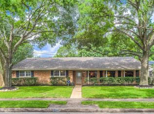 3214 Ann Arbor Dr, Houston, TX 77063