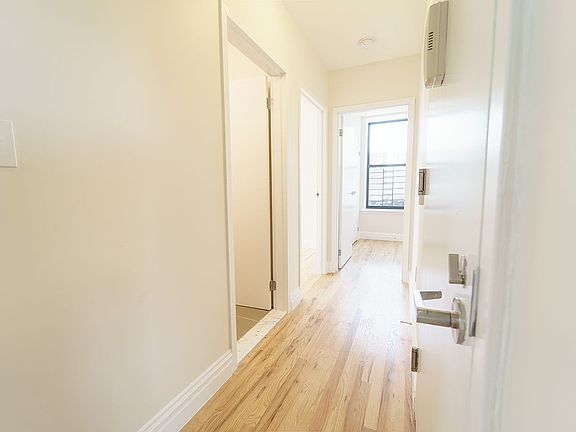 4th image of 55 Carlton Ave #3B