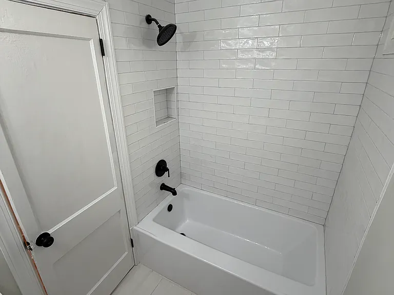 1831 Corcoran St NE #2 — Photo 8