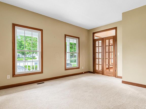 5th image of 125 Cassidy Ct
