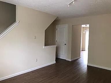 3rd image of 6454 Brookedge Ct