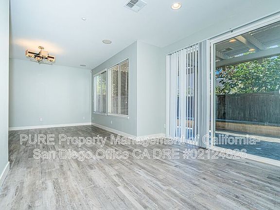 4th image of 9728 Fieldthorn St
