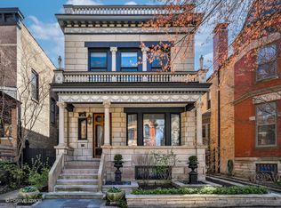 2147 W Caton St, Chicago, IL 60647