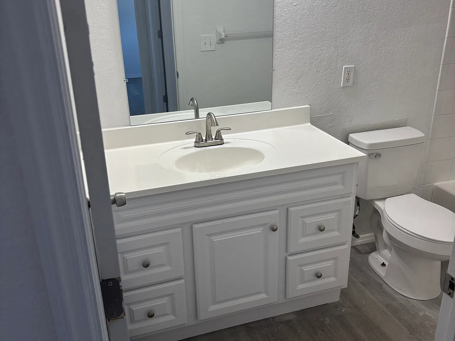 3401 NE Masters Ave — Photo 4