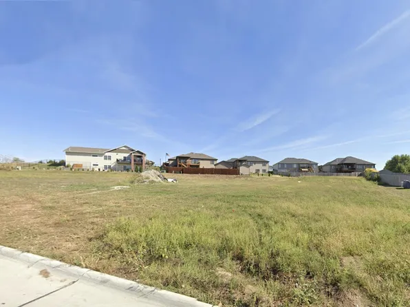 1319 W Silverado Dr, Lincoln, NE 68521