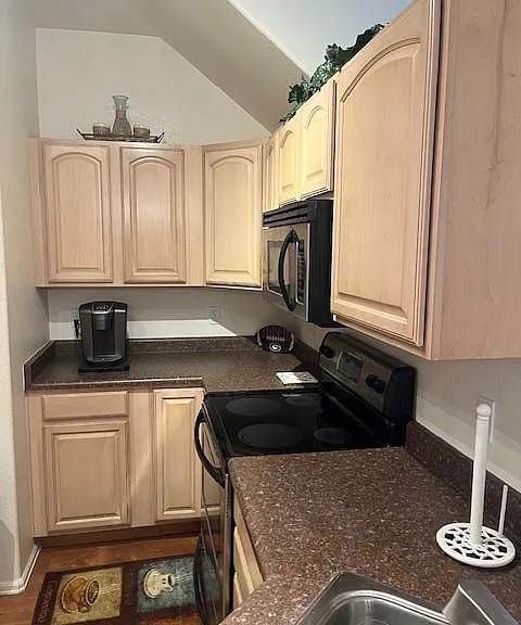 4147 Outlook Blvd #G — Photo 18