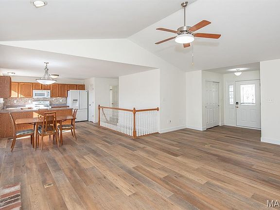 5th image of 251 Old Chesapeake Dr