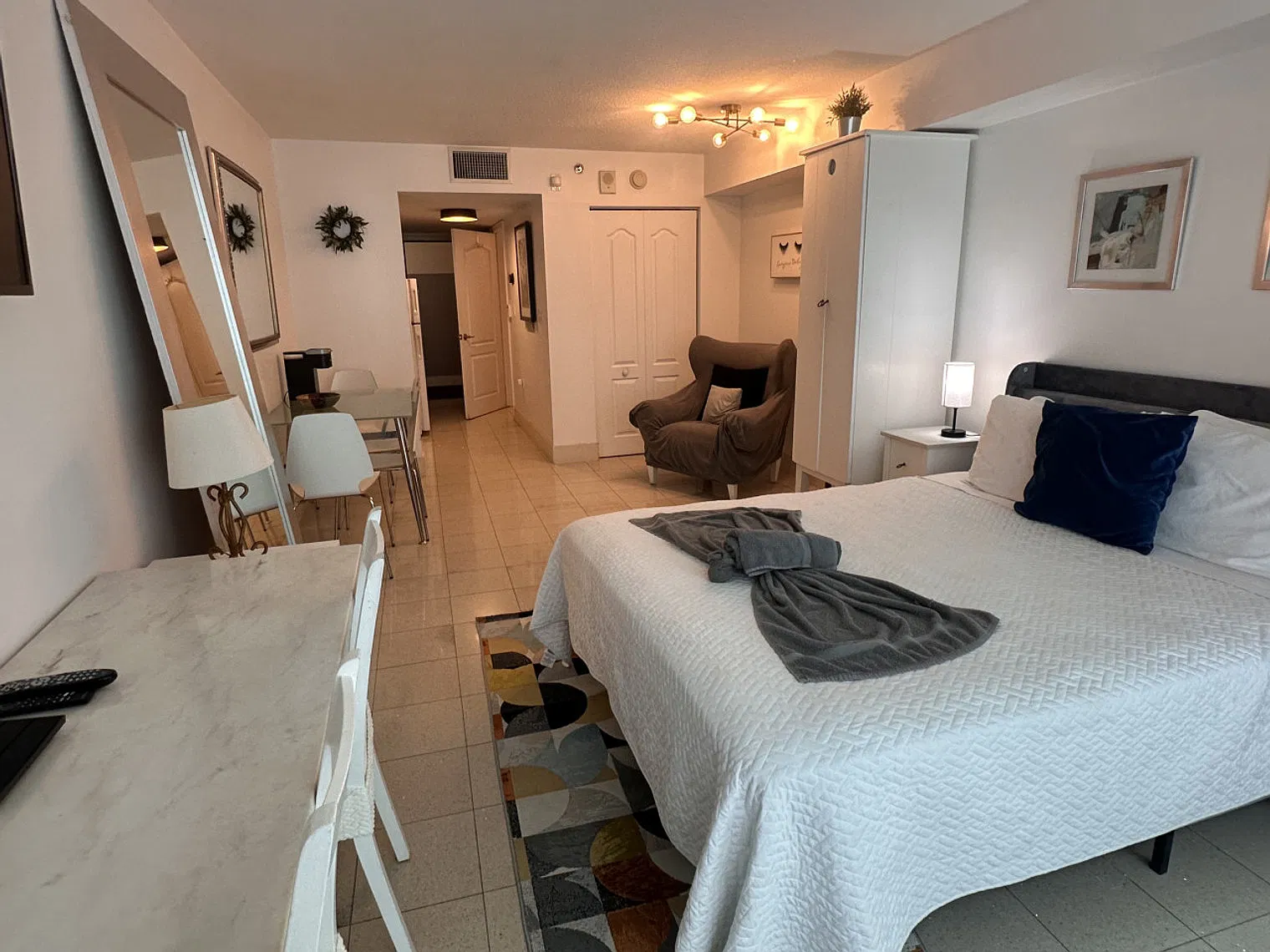 1 bed, 1.0 bath, 548 sqft, $4,209 — Photo 4