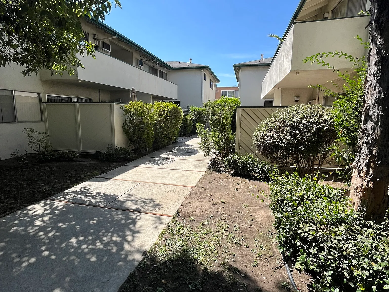 1 bed, 900 sqft, $1,875 — Photo 2