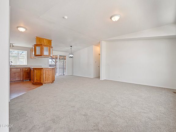 4th image of 2825 Winnemucca St