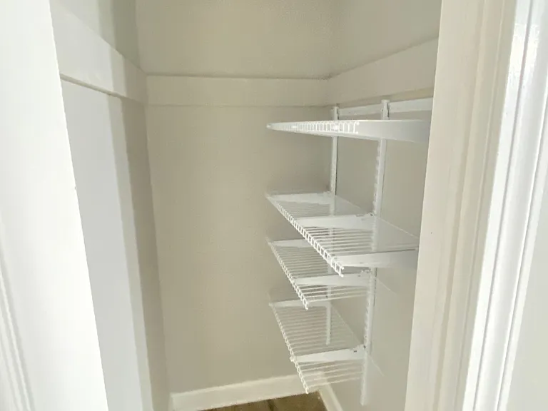 209 Stafford Ave — Photo 13