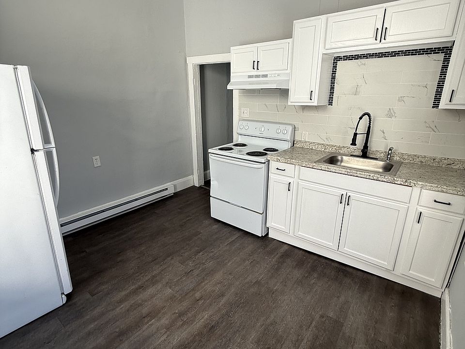 1st image of 400 Pine St #2