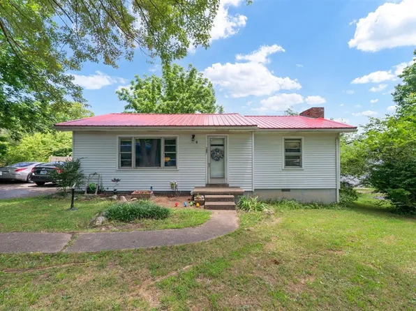 102 McArthur St, Russellville, KY 42276