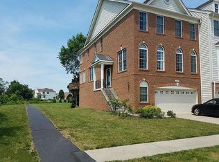 25287 Nesting Sq, Chantilly, VA 20152