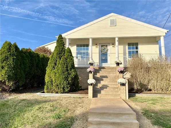 24 Fairview St, Uniontown, PA 15401