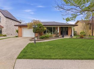 362 Pentilly Rd, Tecumseh, ON N8N2K9