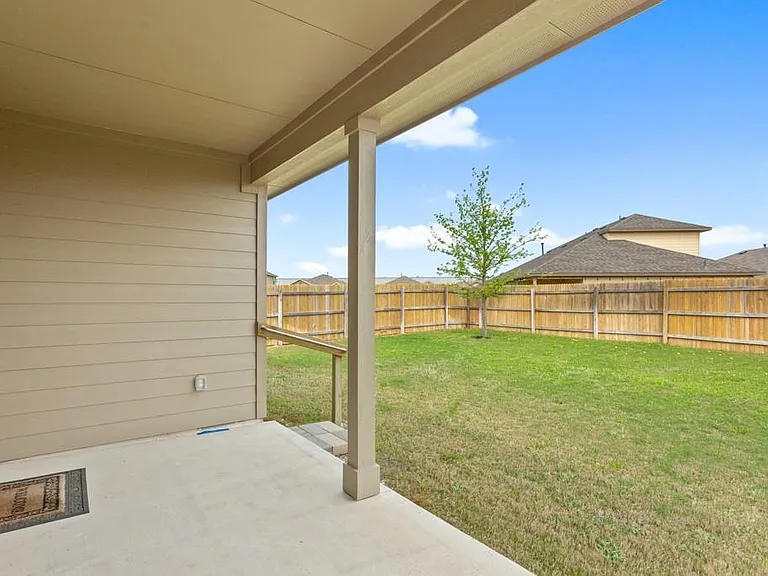 2072 Port Ellen Dr — Photo 25