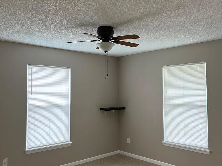 1836A Poinsettia Ave — Photo 10
