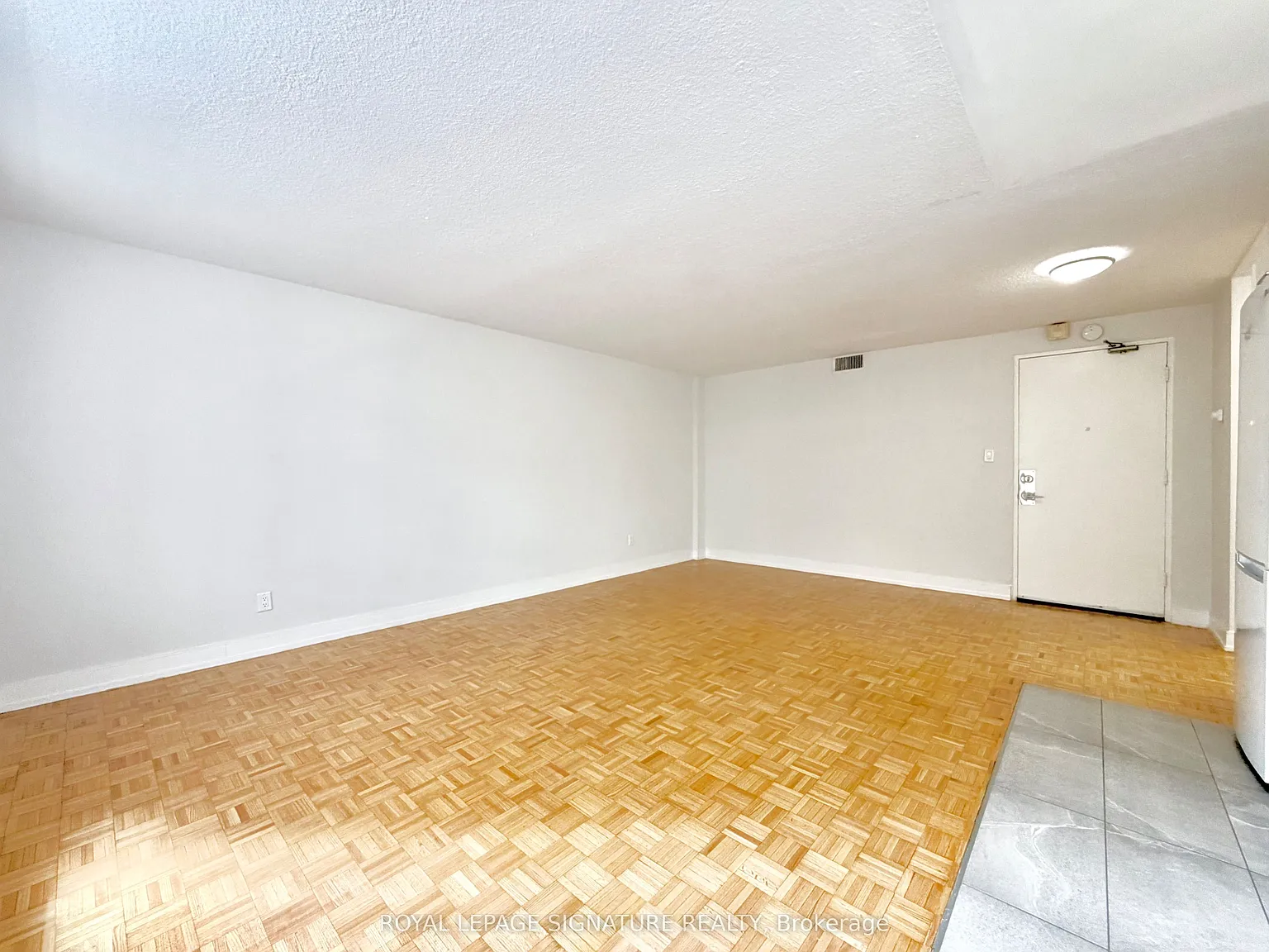 Studio, $2,250 — Photo 3