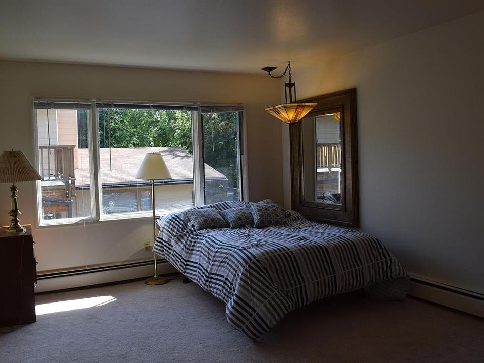 2nd image of 3101 W 31st Ave APT 1