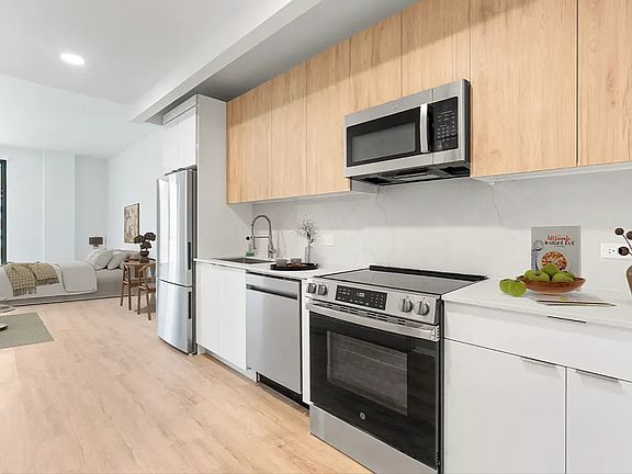 4th image of 300 W 136th St #Phh