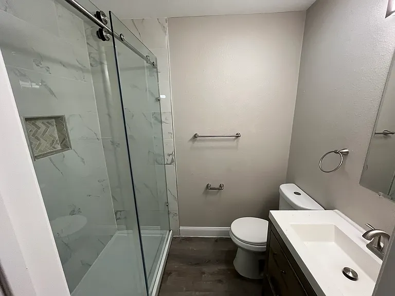 719 Fairwood Dr — Photo 14