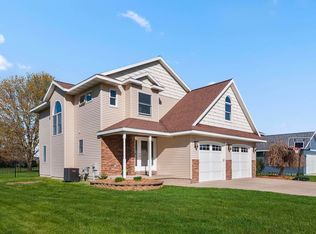 102 Vine St, Cadillac, MI 49601