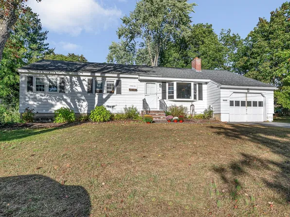 3 Shady Ln, Methuen, MA 01844