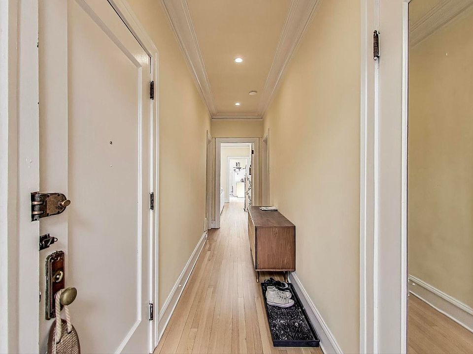 1st image of 6424 N Newgard Ave #2