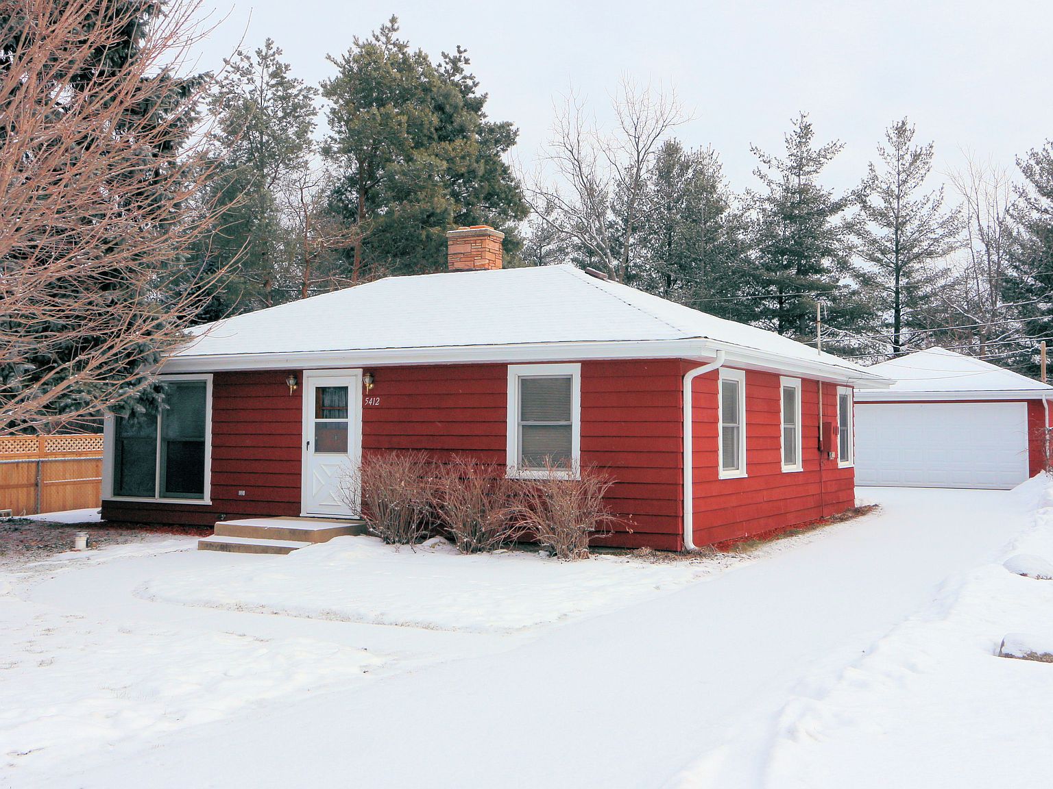 5412 Oakwood Dr, Oakwood Hills, IL 60013 Zillow