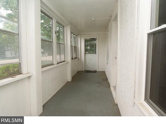 5th image of 1640 Concord St S
