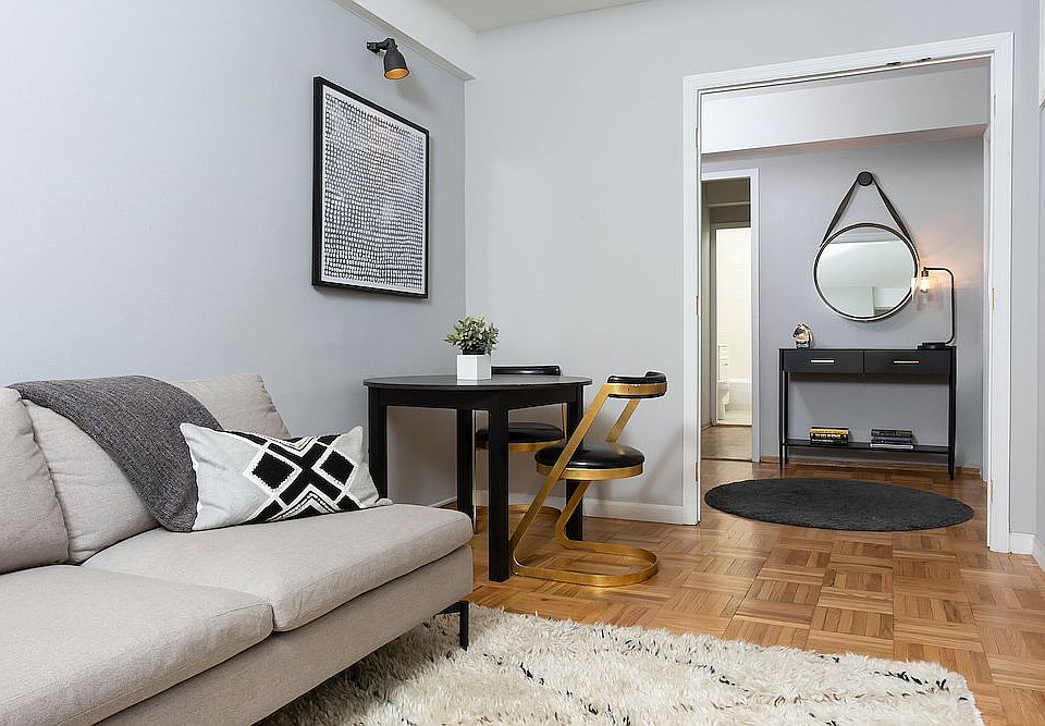 1st image of 400 E 20th St APT 4E
