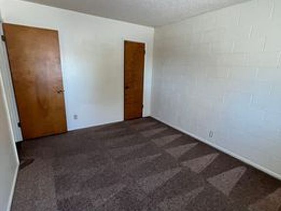 5th image of 680 S Stout Ave #7