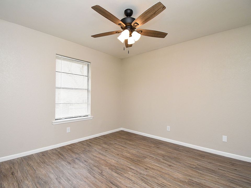 1104 MacArthur 1104 Macarthur St Victoria TX Zillow