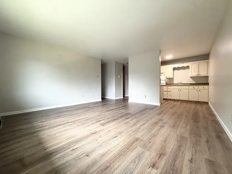 2060 Allen Blvd #31 — Photo 1