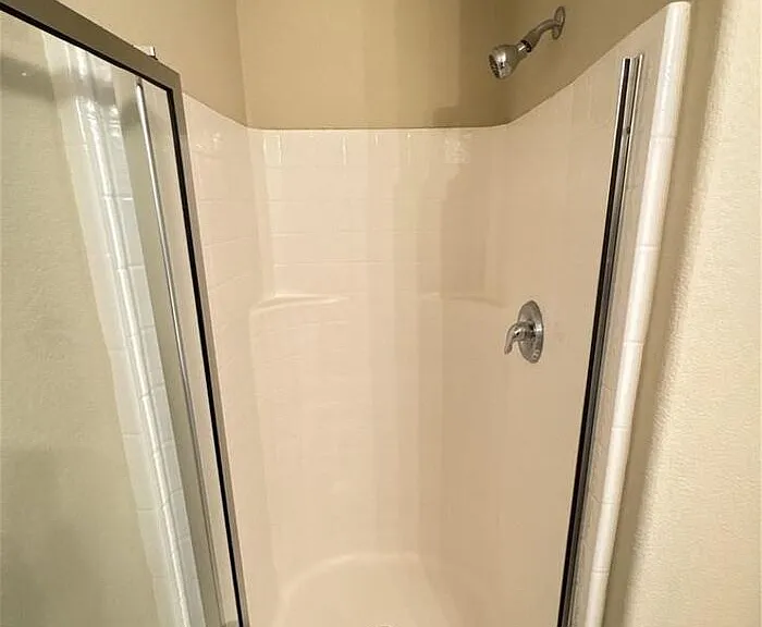 316 Fountain Crossing Ln — Photo 21