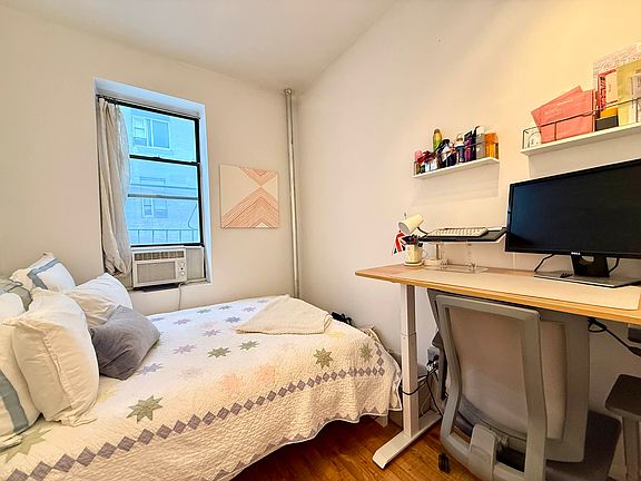 4th image of 183 Mulberry St APT 13