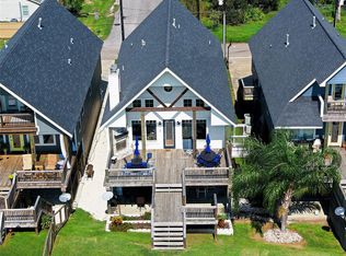 207 S Front St, Freeport, TX 77541