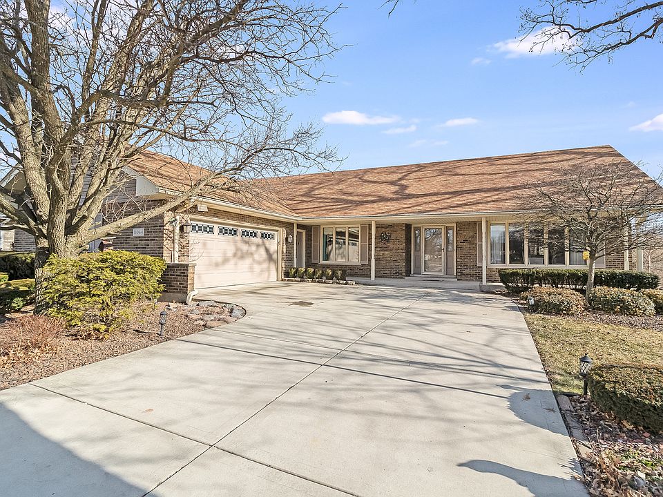 1st image of 13064 W Creekside Dr