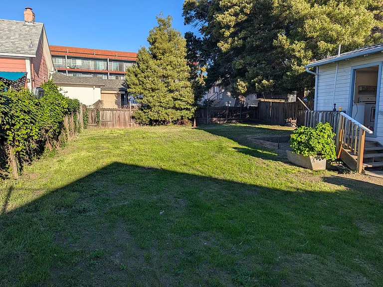 22862 1st St — Photo 6