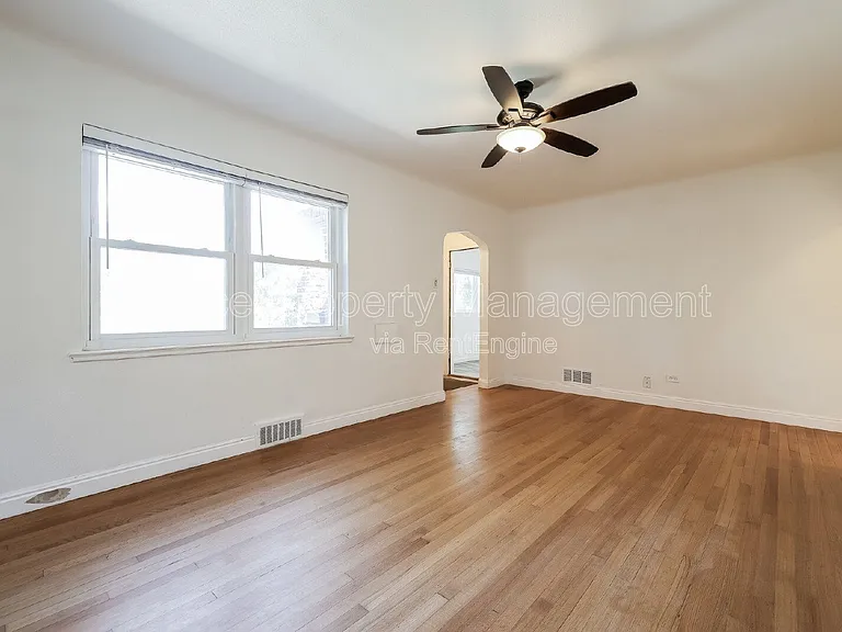 2856 Elm St — Photo 6