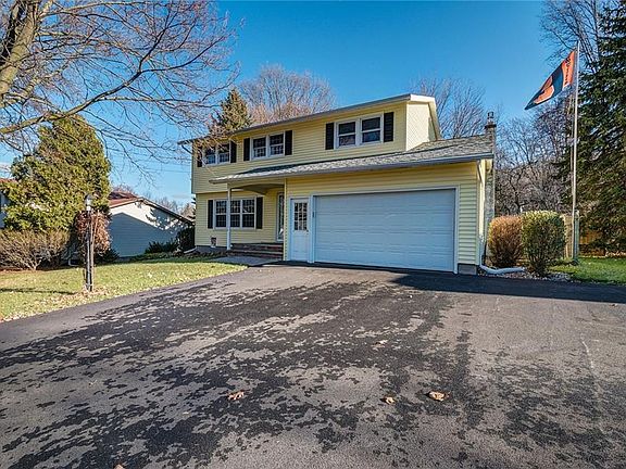 3rd image of 103 Emann Dr